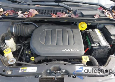 2014 Chrysler Town & Country Touring-L 30Th Anniversary из США, поврежденный, VIN 2C4RC1CG0ER413515